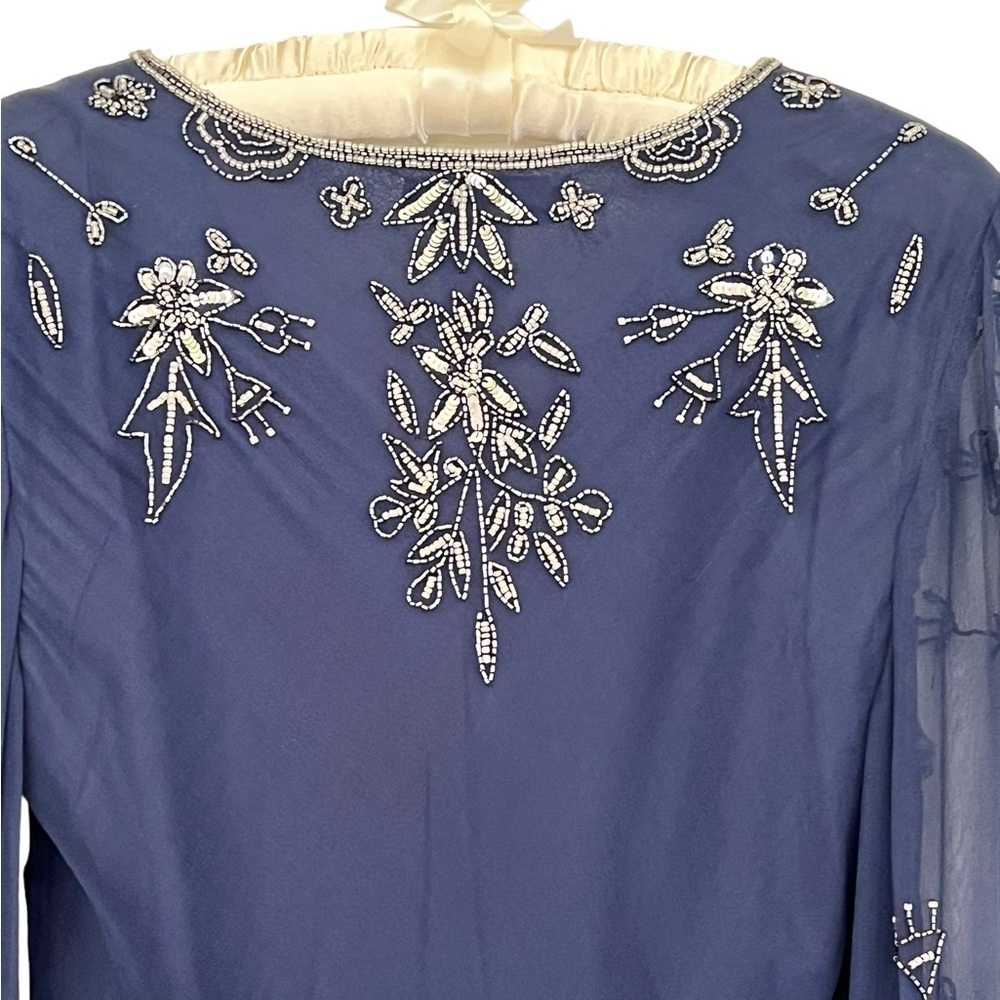 Draper’s & Damon’s Vintage Navy Blue Sheer Flowy Top Bell Sleeve Size Petite 8 - Picture 4 of 7